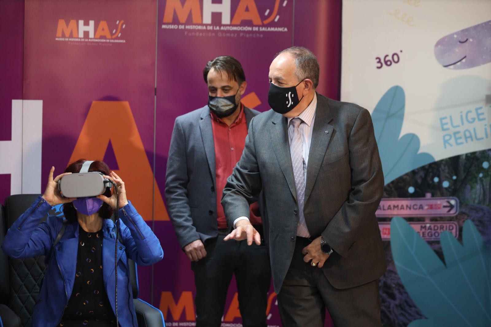 Presentación realidad virtual en el Museo del Automóvil de Salamanca