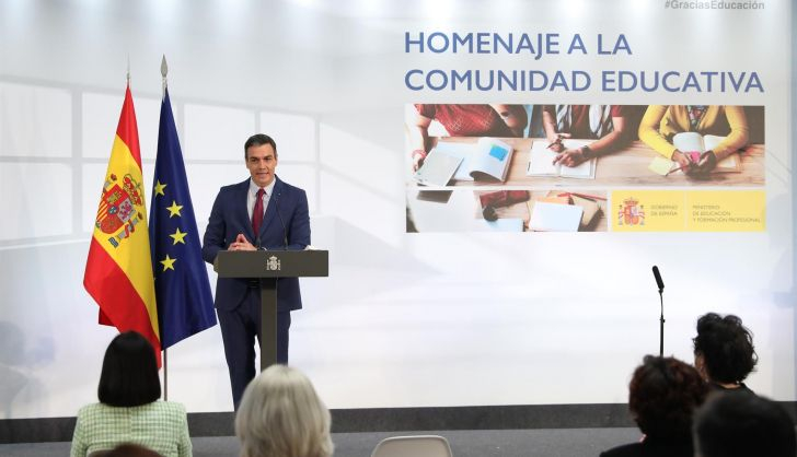 Pedro Sánchez, presidente del Gobierno, durante el homenaje a la Comunidad Educativa. Foto EP