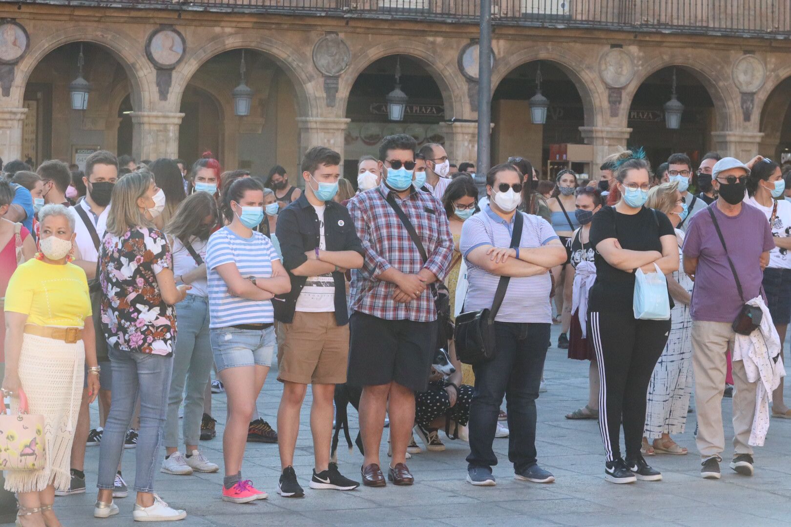 Concentración en la Plaza Mayor de Salamanca por el asesinato de un joven en Galicia (13)