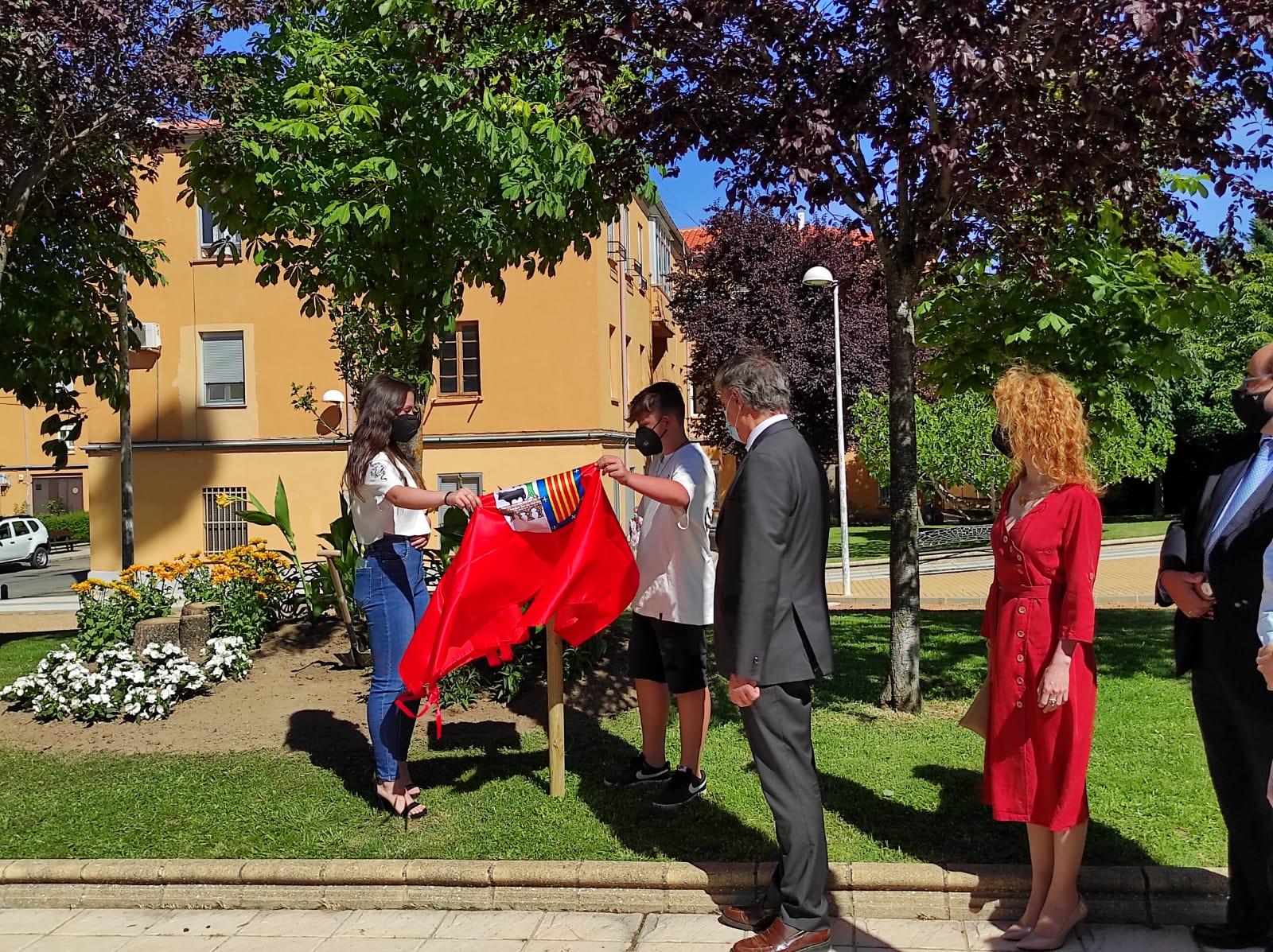 Acto de inauguración de un jardín en Salamanca en honor a Roberto Fraile (11)