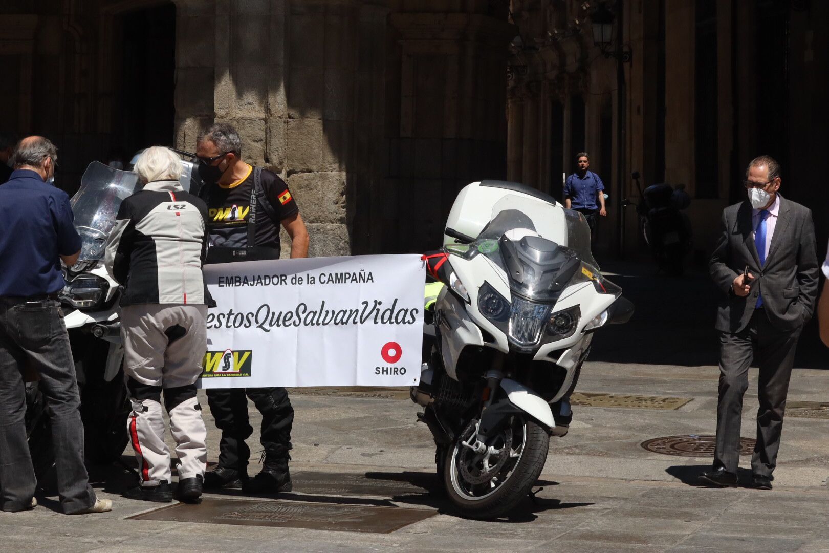 El alcalde de Salamanca, embajador de la campaña de la Plataforma Motera por la Seguridad Vial (9)