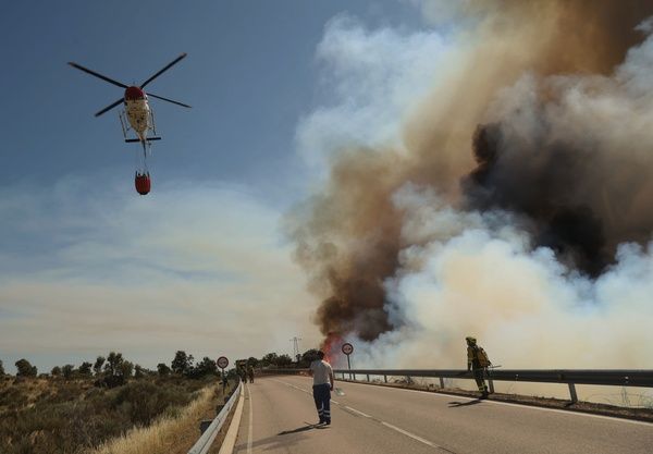 Incendio forestal en San Felices de los Gallegos. Fotos Vicente, ICAL  (15)