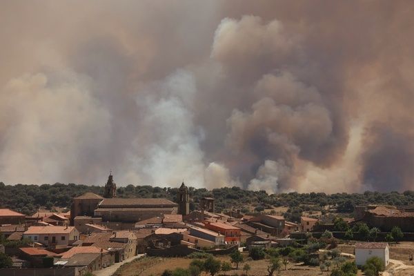 Incendio forestal en San Felices de los Gallegos. Fotos Vicente, ICAL  (4)