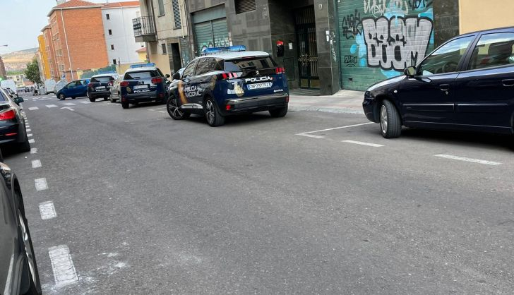 Policía Nacional en calle Arapiles (5)