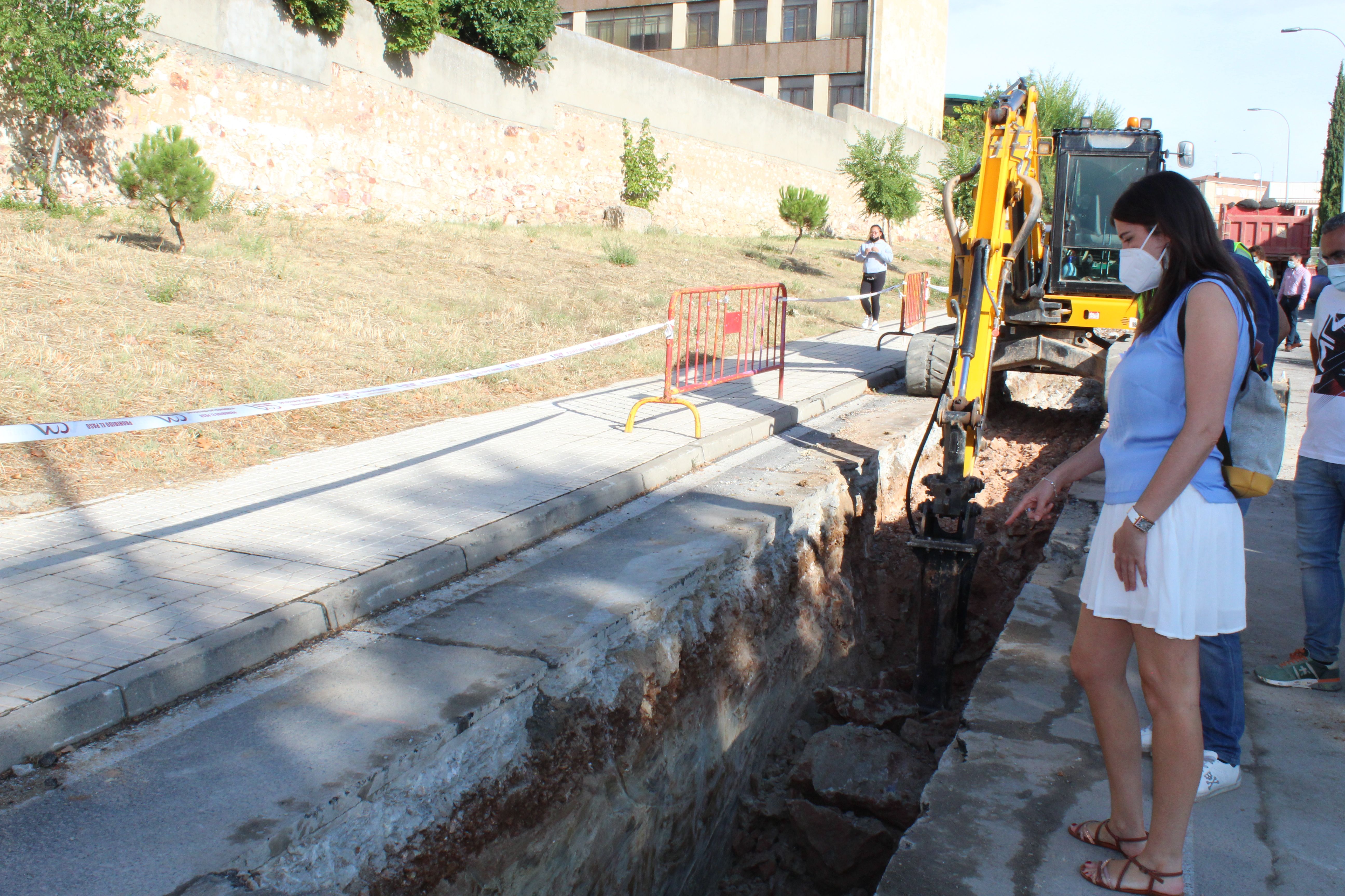 El Ayuntamiento de Salamanca mejora el abastecimiento de agua en el barrio de Prosperidad con la renovación de 1.135 metros de tubería