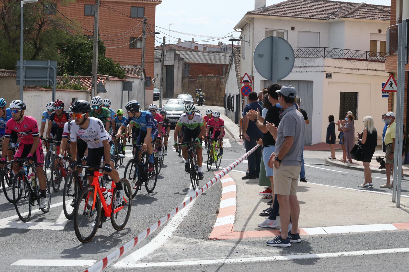 Primera etapa de la 49 Vuelta Ciclista a Salamanca63bad512 cdf9 4c23 9881 8c6ec2c7ecbb