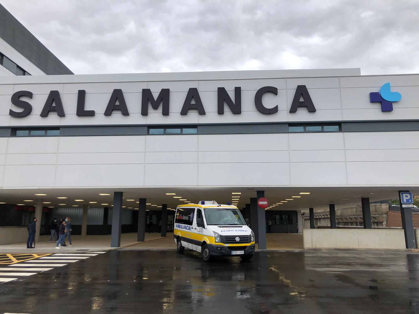 Segunda jornada del traslado de pacientes al nuevo Hospital Universitario de Salamanca (4)