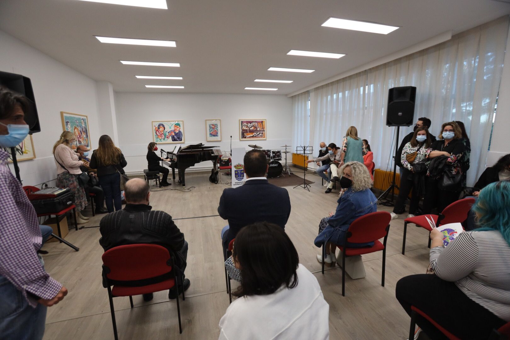 Inauguración nuevo espacio expositivo de la Escuela Municipal de Música y Danza (13)