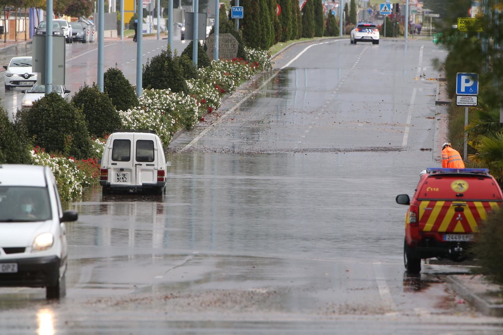 Inundaciones en la carretera Madrid (8)