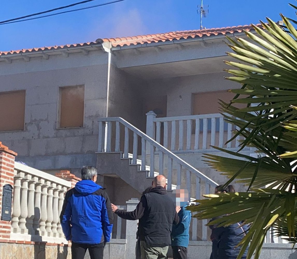 Incendio en una vivienda de Galinduste. (4)