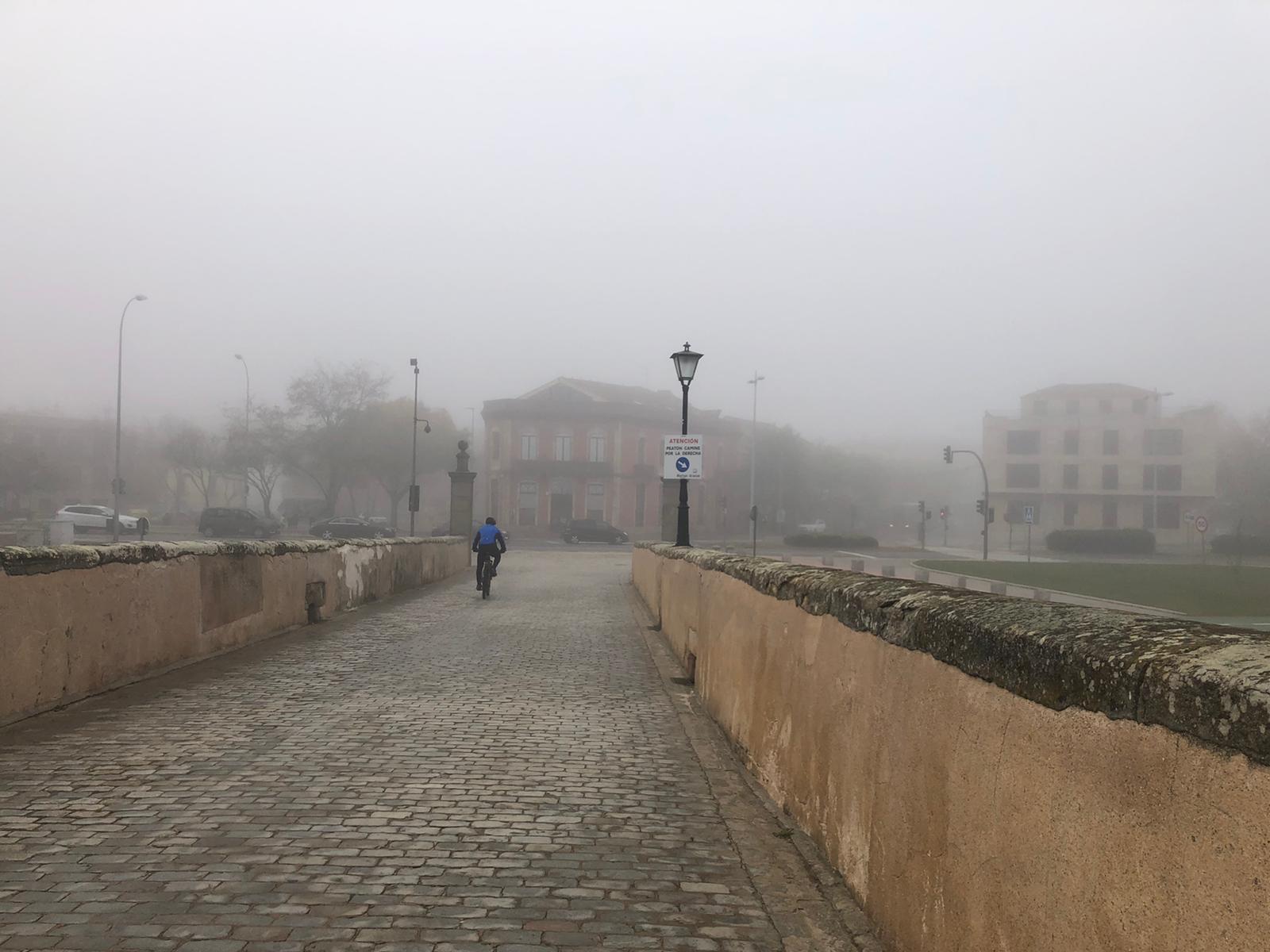 Niebla durante la mañana del 14 de noviembre en Salamanca. Foto Andrea M