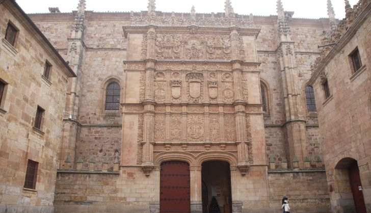 Fachada de la Universidad de Salamanca | Foto: Andrea M