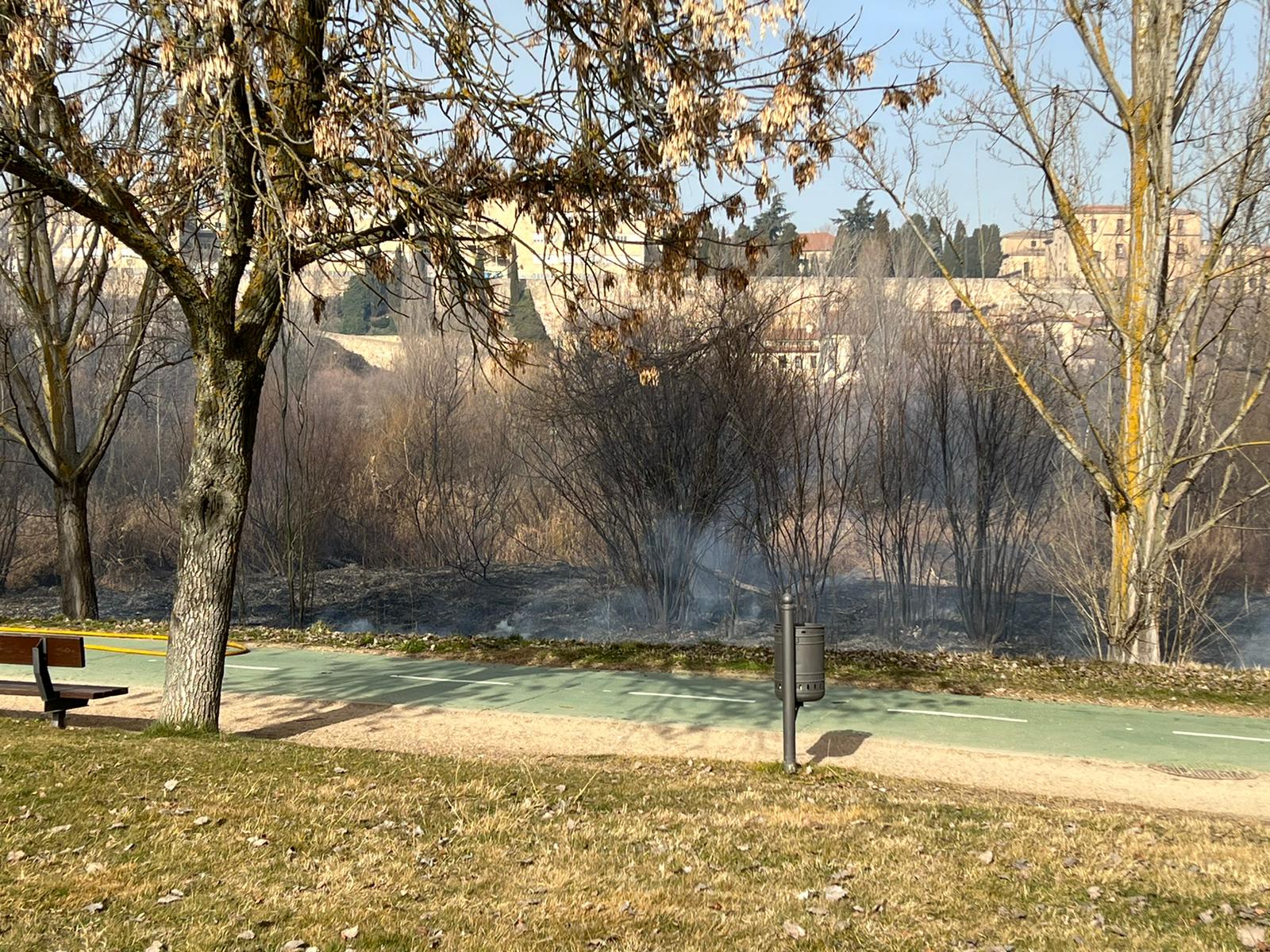 Incendio junto al Puente Romano