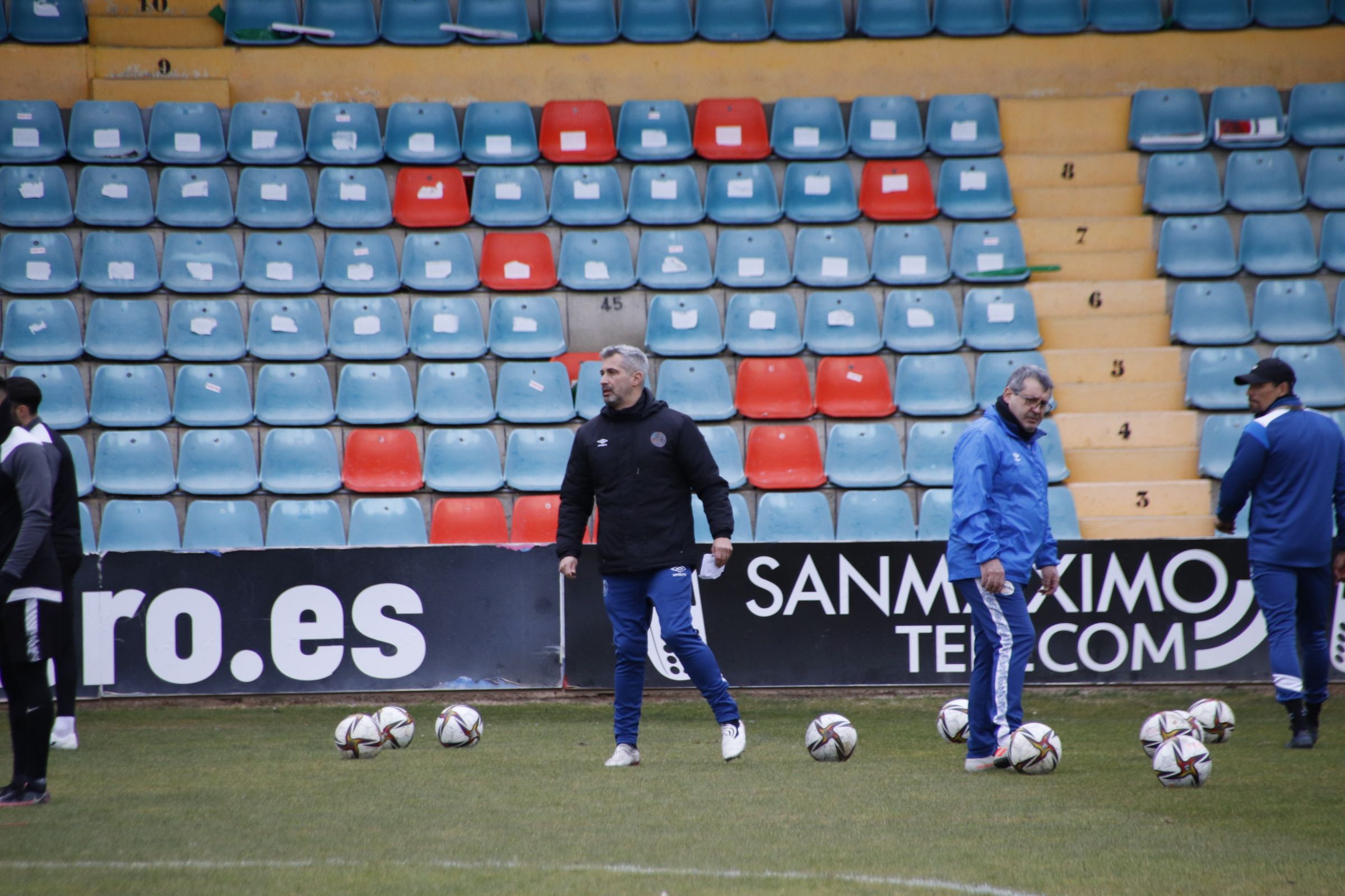 Primer entrenamiento de Maria Hernández en el Salamanca CF UDS