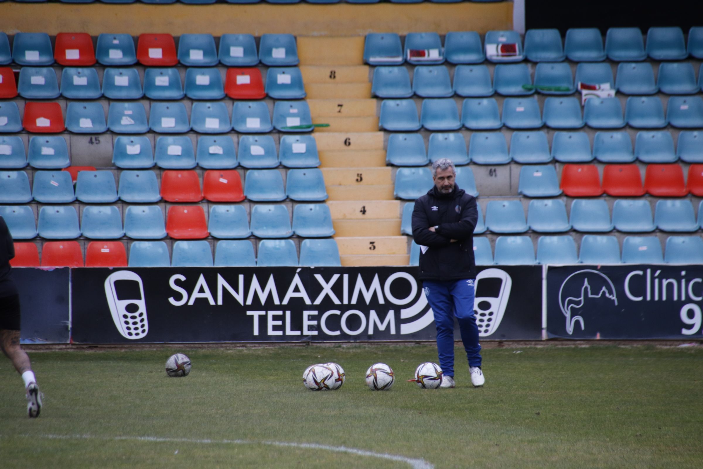 Primer entrenamiento de Maria Hernández en el Salamanca CF UDS