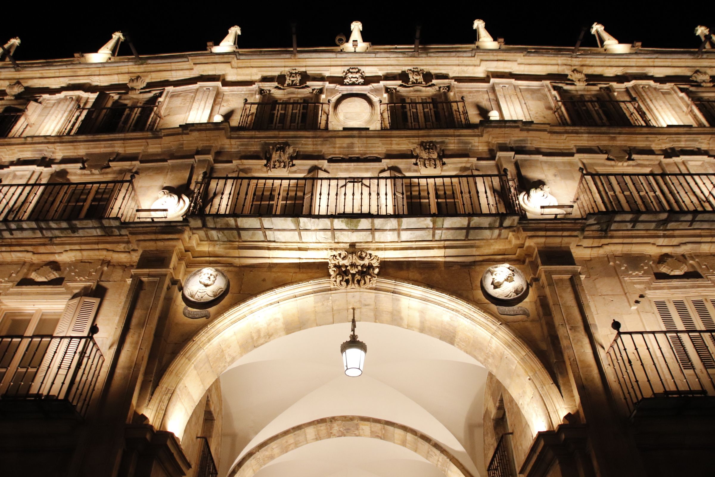 iluminación de la Plaza Mayor de Salamanca. Foto de archivo