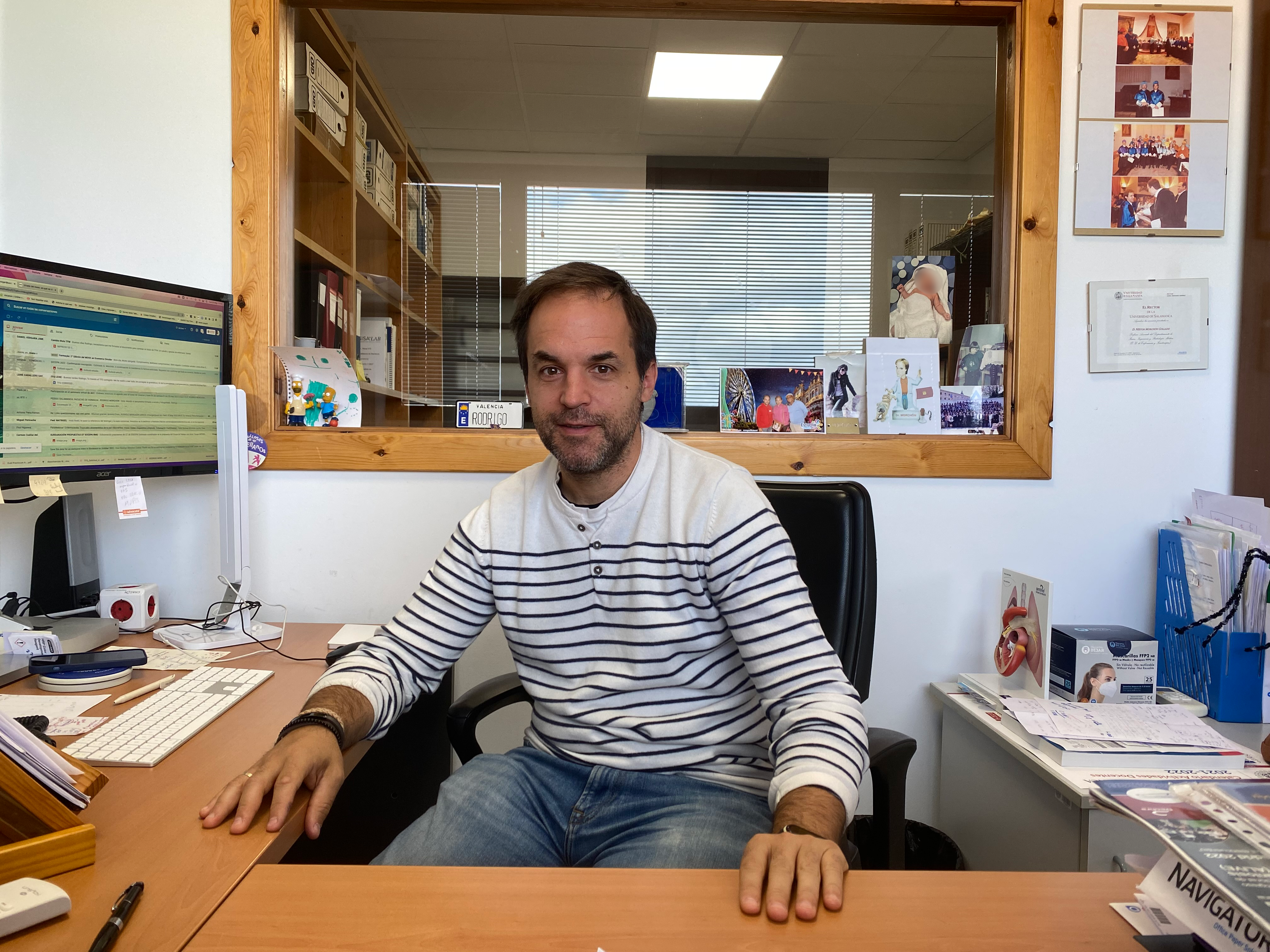 Rodrigo Morchón, profesor del área de Parasitología de la Facultad de Farmacia de la USAL