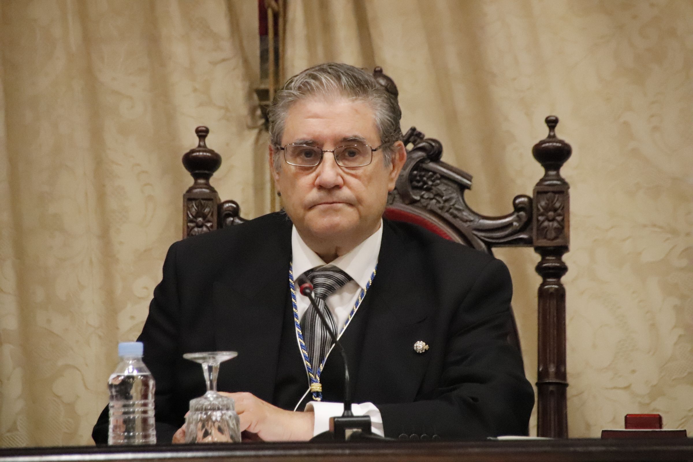  Dr. Salvat junior realizará "in memoriam"