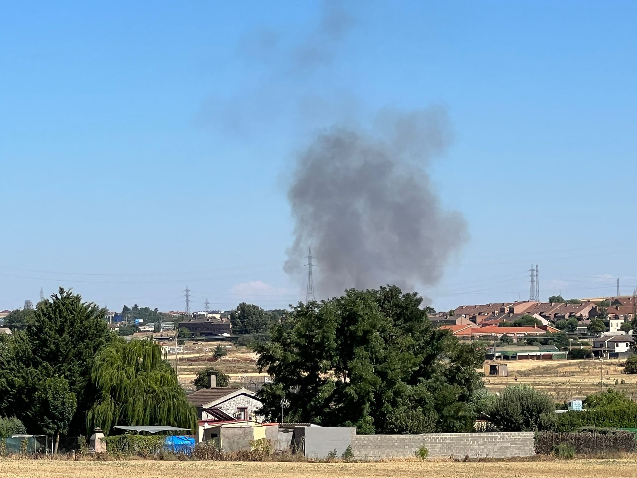 Incendio entre Salamanca y Cabrerizos 