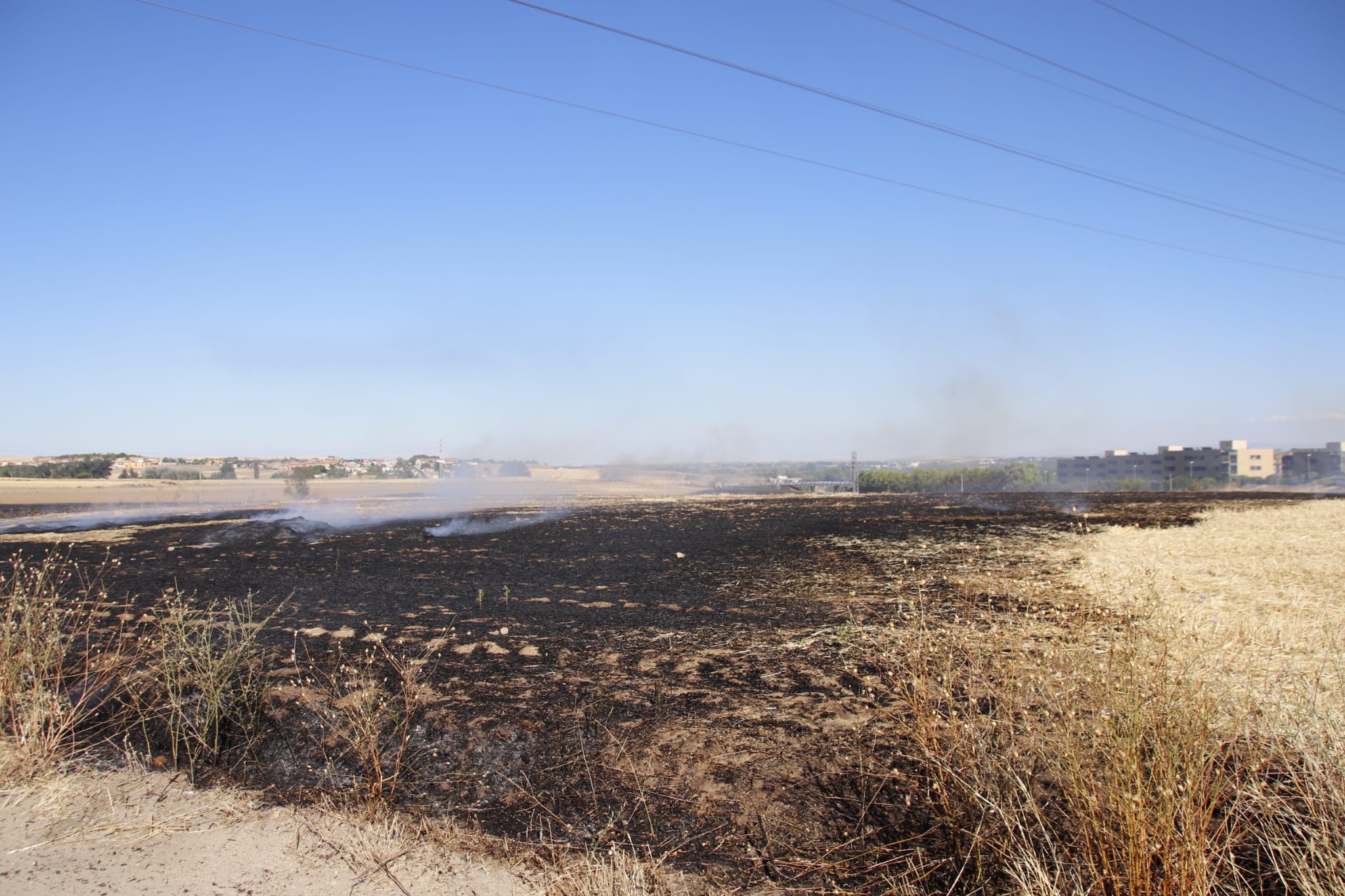 Incendio entre Cabrerizos y Salamanca 