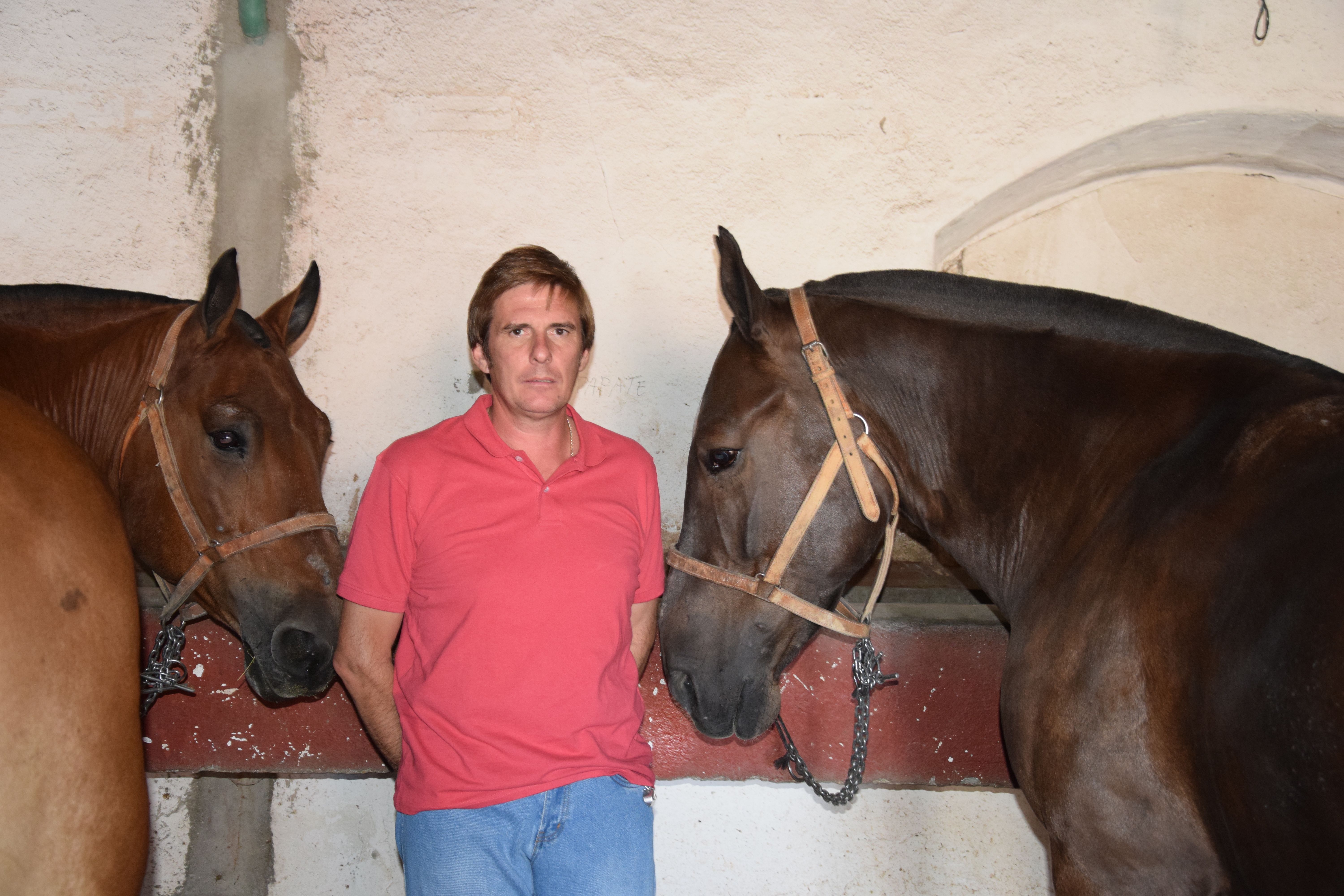 Francisco Román, propietario de la cuadra caballos de picar de Jerez de la Frontera. Fotos S24H (8)