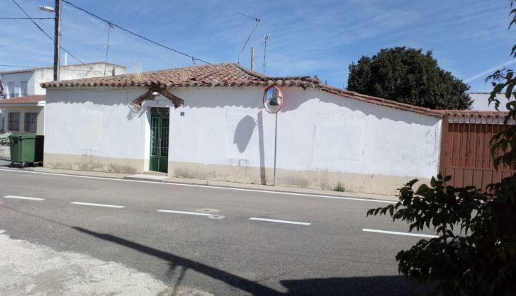 Casa del Médico en Calzada de Don Diego 