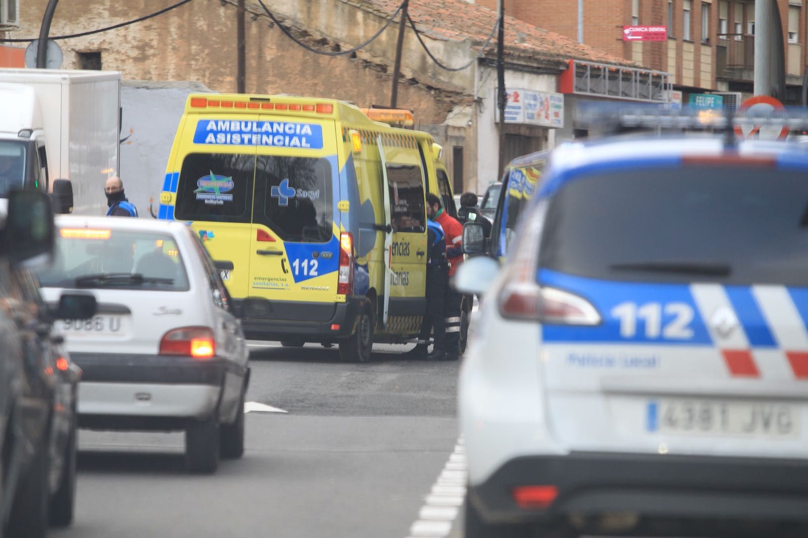  Ambulancia Policía Local carretera Ledesma (3) 