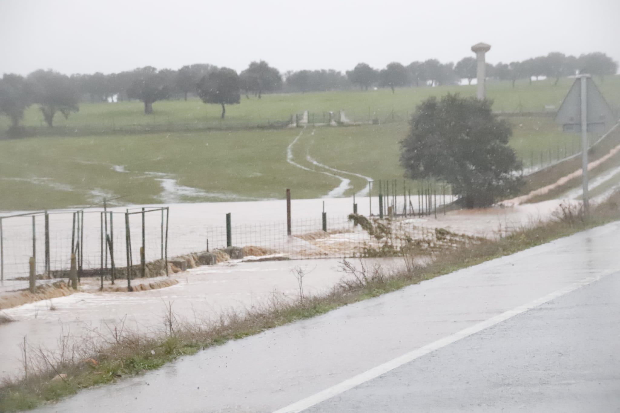 Inundación carretera CL 512 (7)
