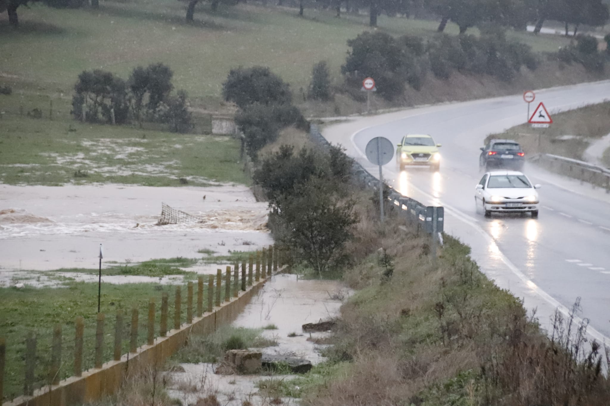 Inundación carretera CL 512 (9)