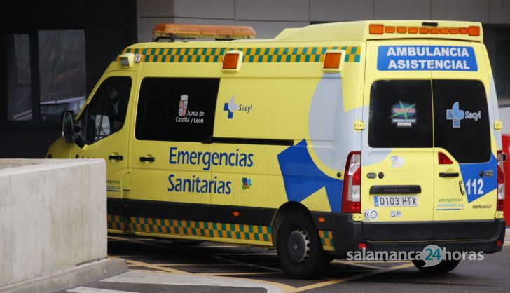 Heridas dos personas tras la colisión de cuatro vehículos en Guijuelo