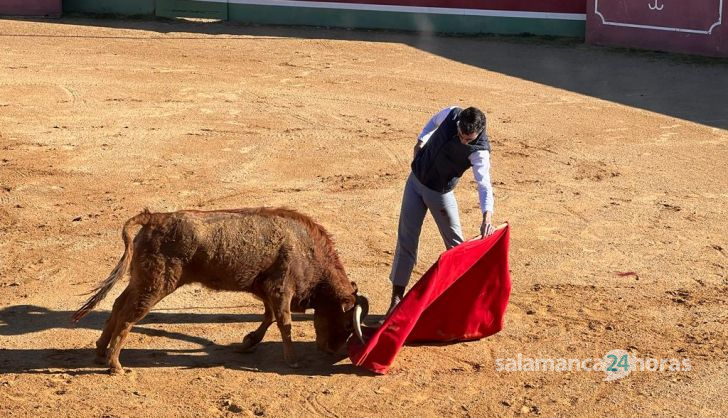 Juan Antonio Pérez Pinto, novillero con caballos antes su cita en el Carnaval del Toro de Ciudad Rodrigo 2023. Foto S24H (4)