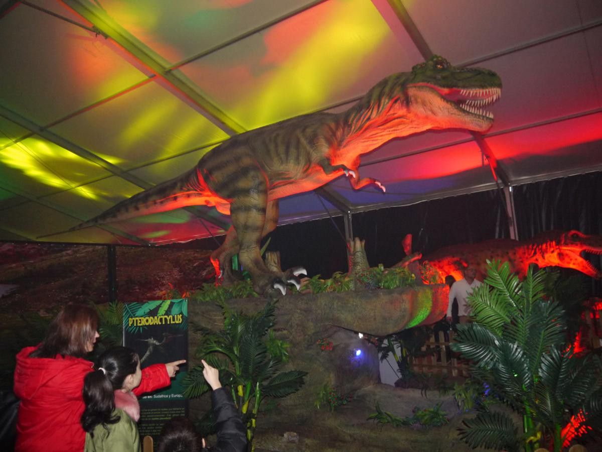  Inauguración Dinosaurs Tour (11) 