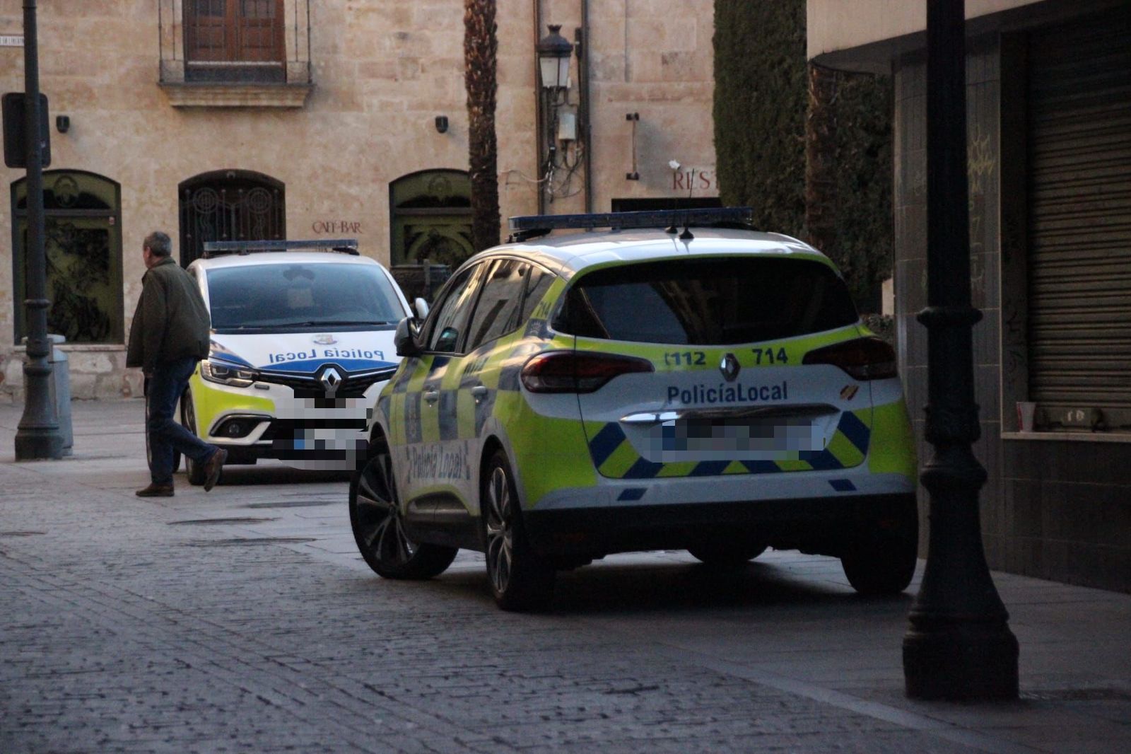 Policía Local próxima a la Plaza Mayor de Salamanca. Foto de archivo