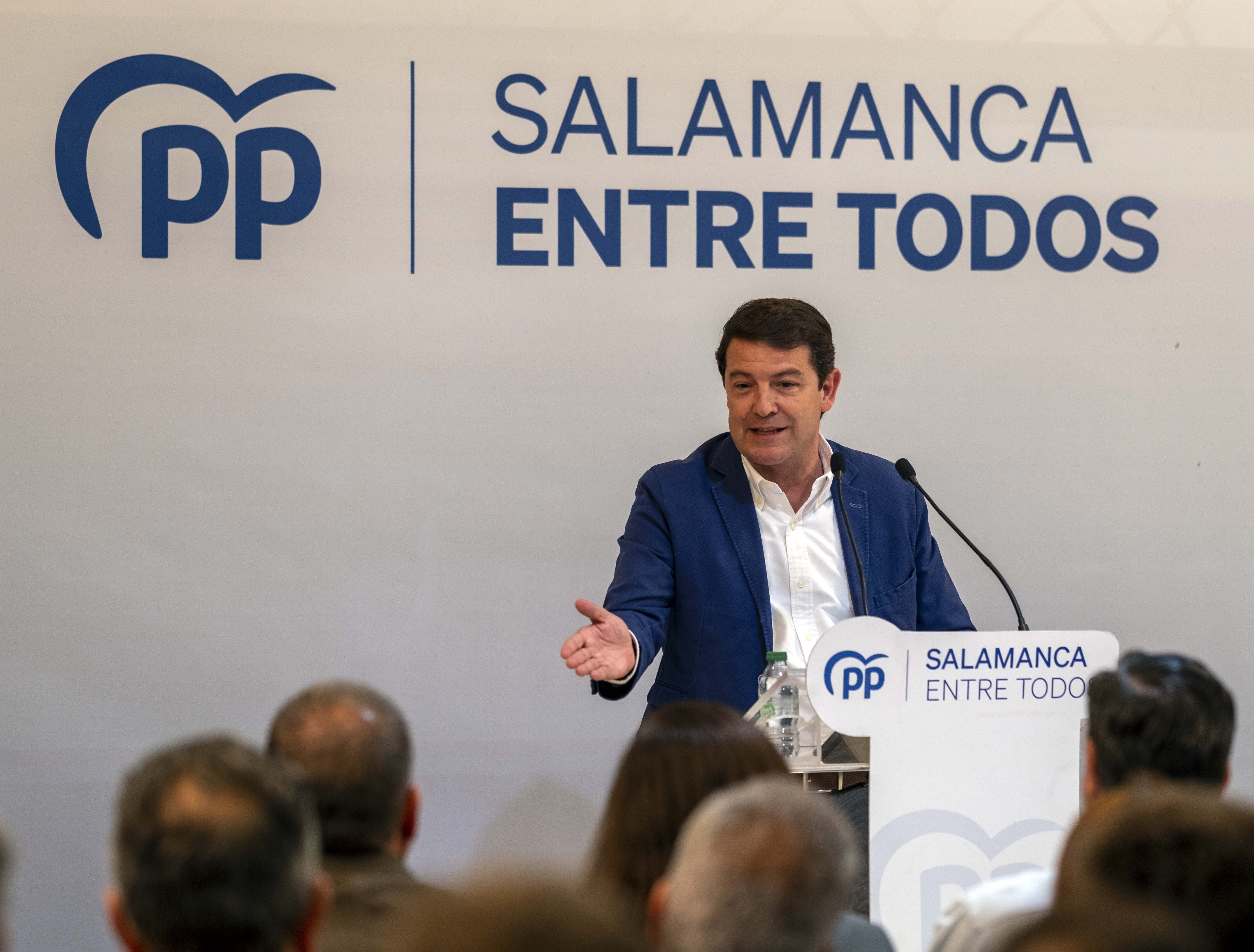 Mañueco en el acto de precampaña del Partido Popular en Salamanca | Foto ICAL