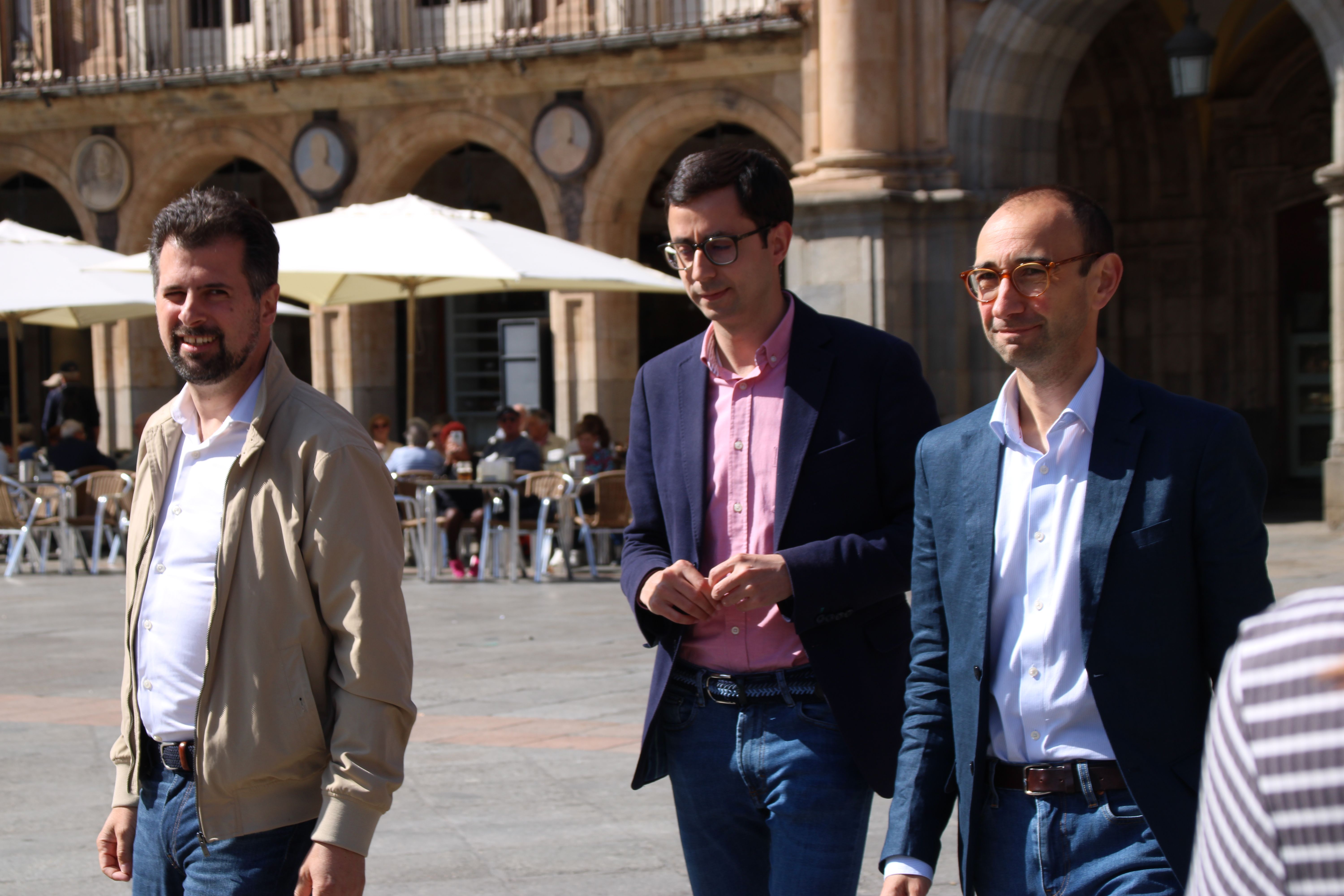 Luis Tudanca, David Serrada y José Luis Mateos mantienen un encuentro c (9)
