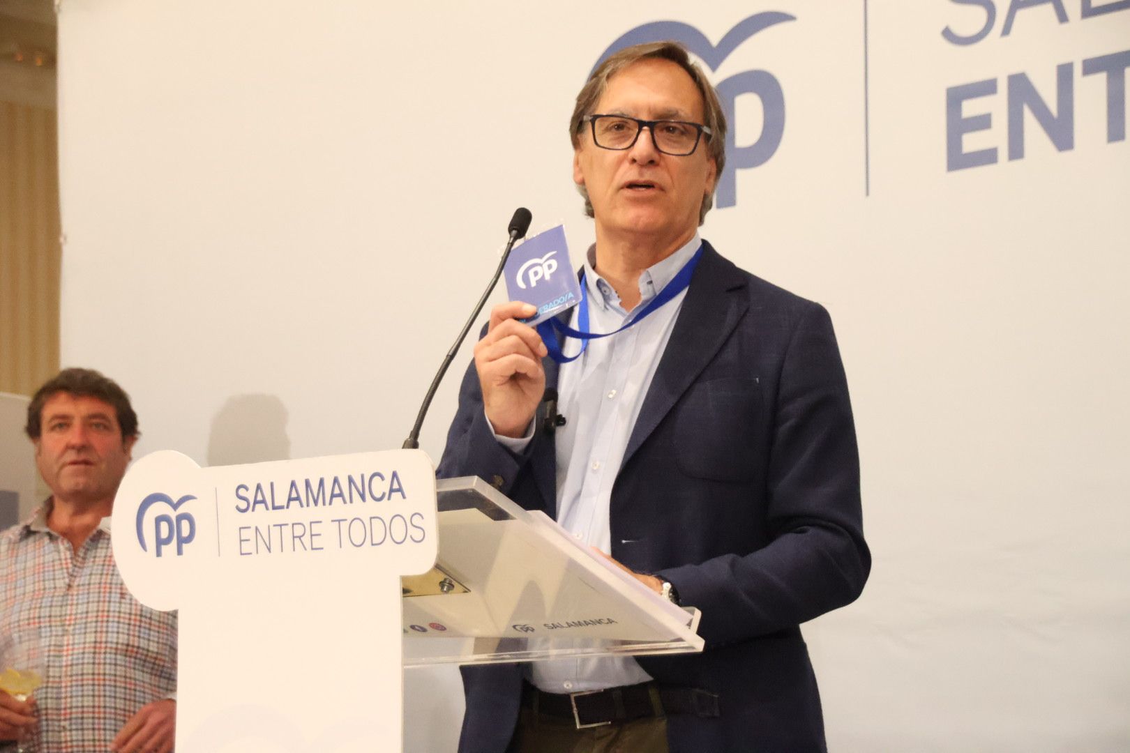 Carlos García Carbayo gana las elecciones 