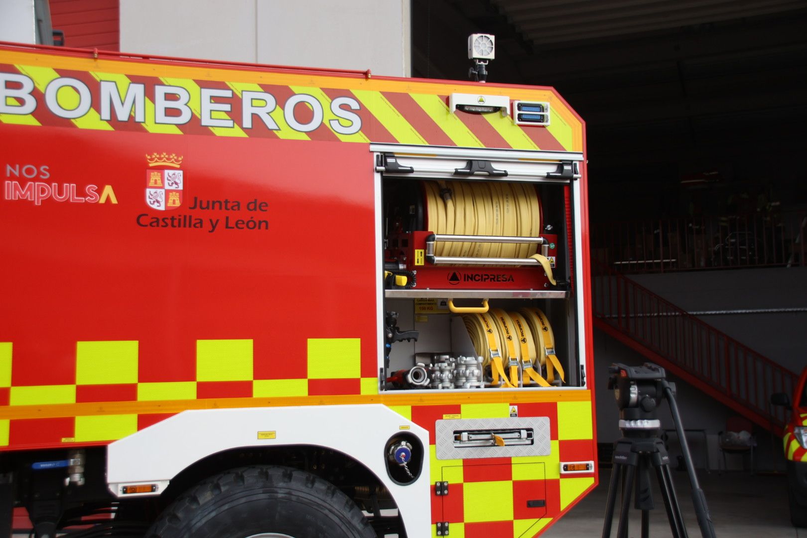 Presentación de dos camiones autobombas forestales para el Servicio de Prevención, Extinción de incendios y Salvamento de la Diputación de Salamanca