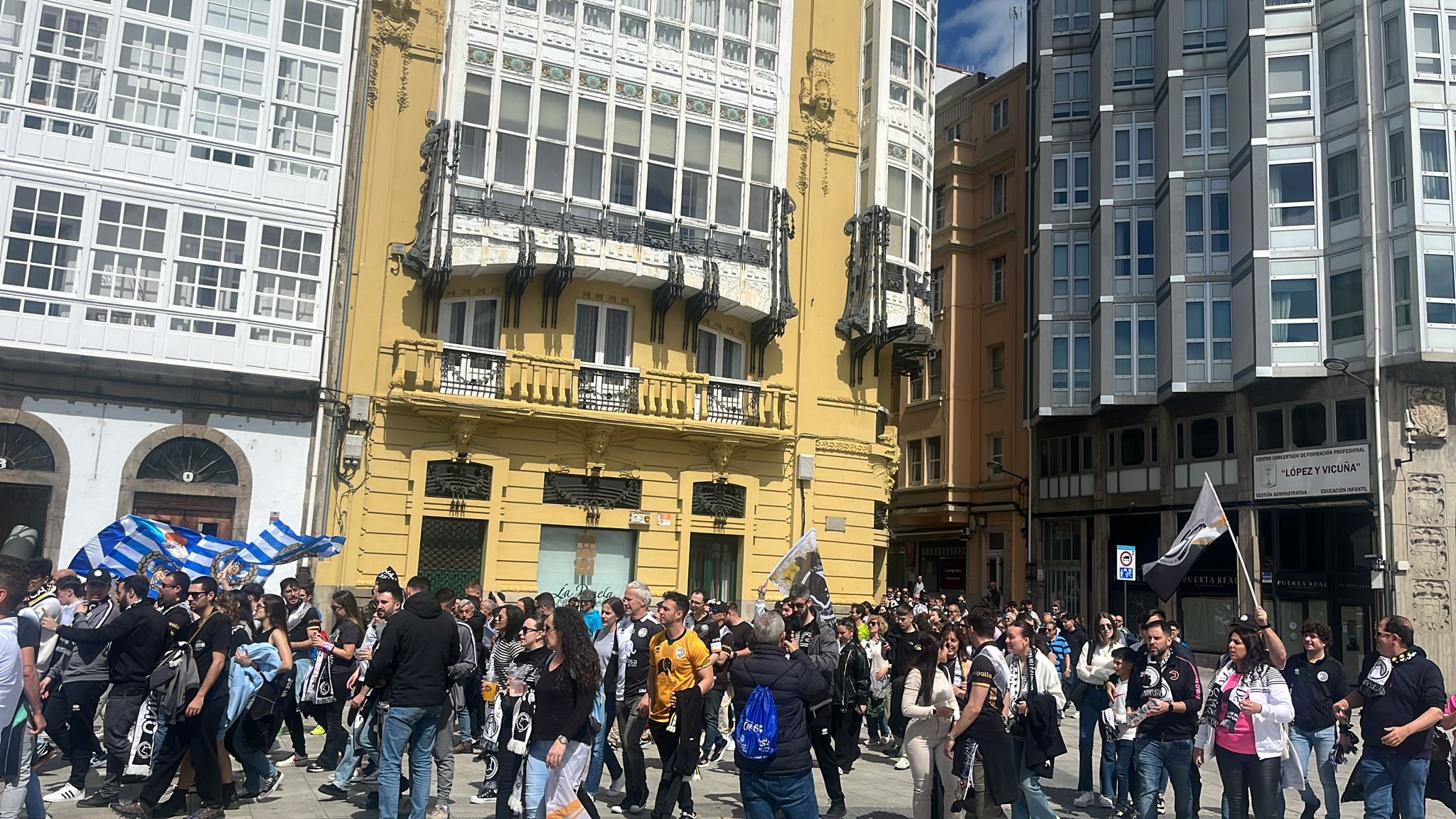Aficionados de Unionistas en A Coruña | FOTO SALAMANCA24HORAS.COM