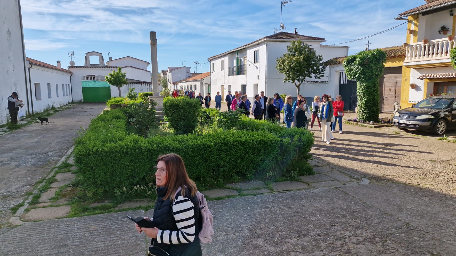 Habitantes de los pueblos de colonización del área de Machacón se encuentran hoy de visita a los núcleos de Águeda, Sanjuanejo, Ivanrey, arrabal de San Sebastián y Conejera