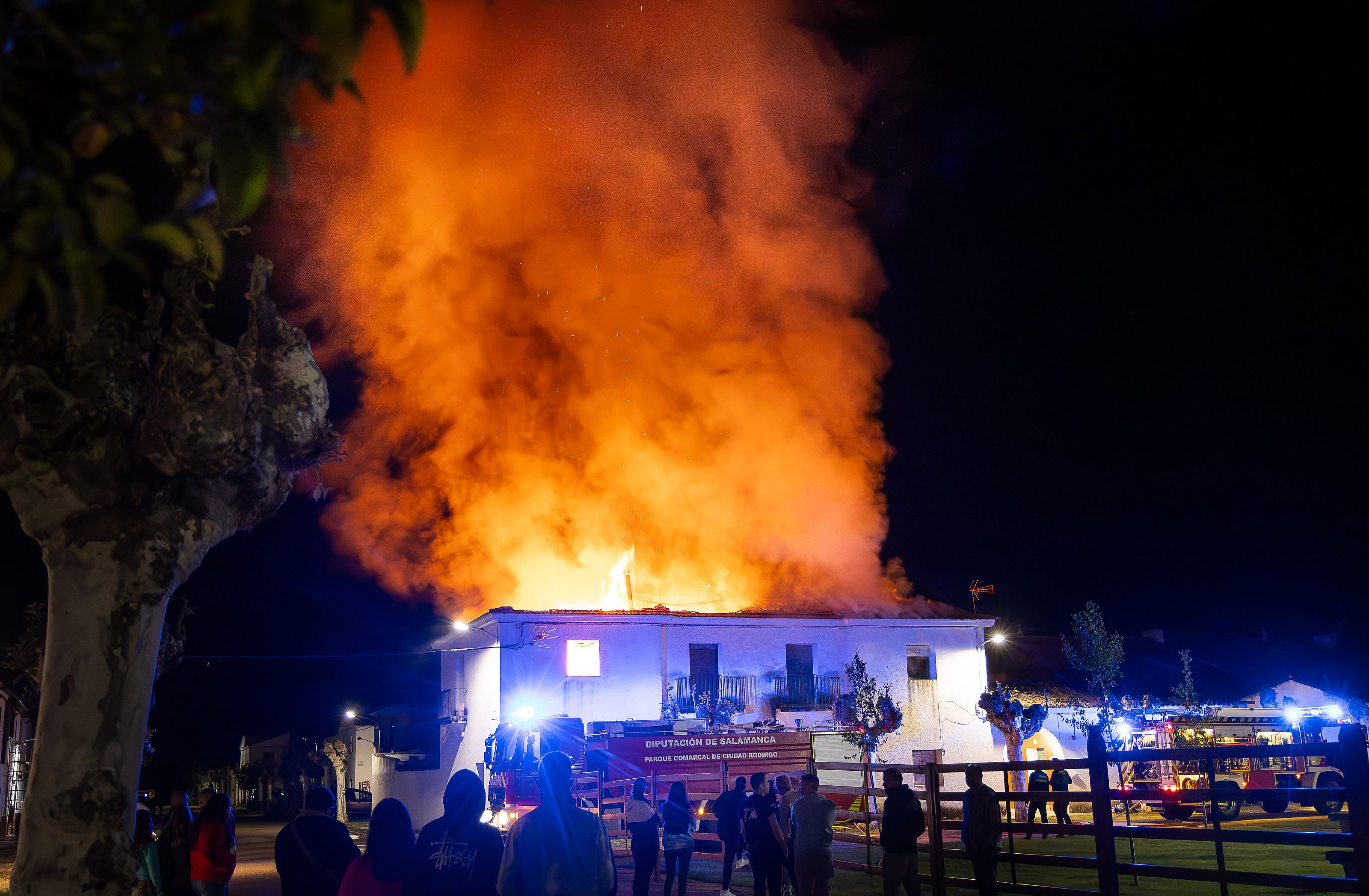Incendio en dos viviendas en Águeda. Vicente. ICAL 