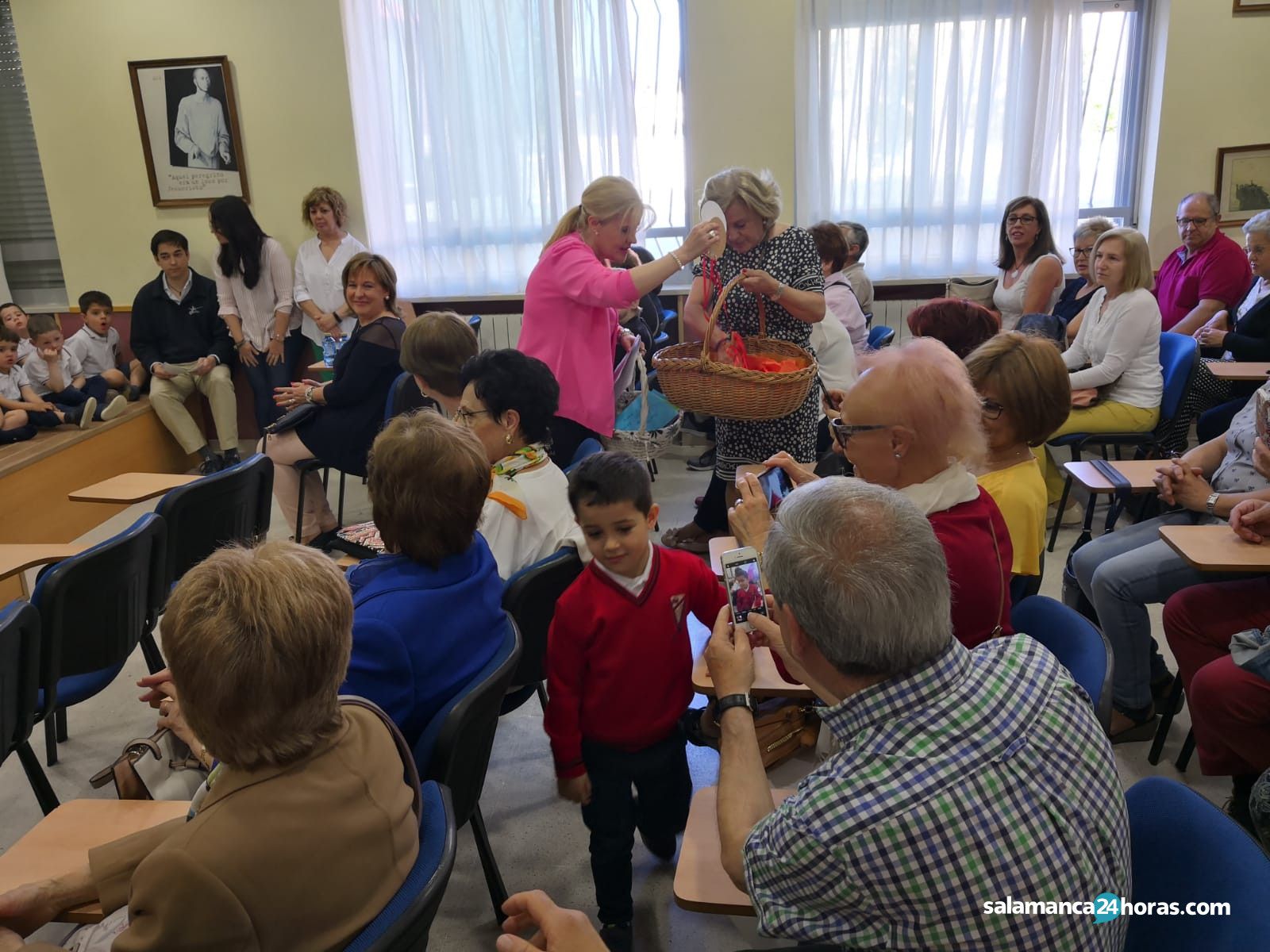  Día de los abuelos colegio San Estanislao de Kostka (4) 