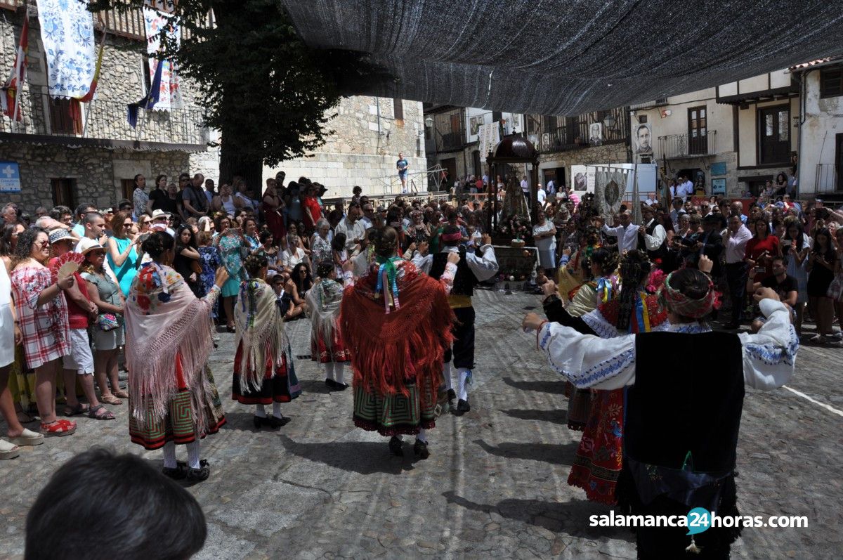  Mogarraz procesión bailes serranos (66) 