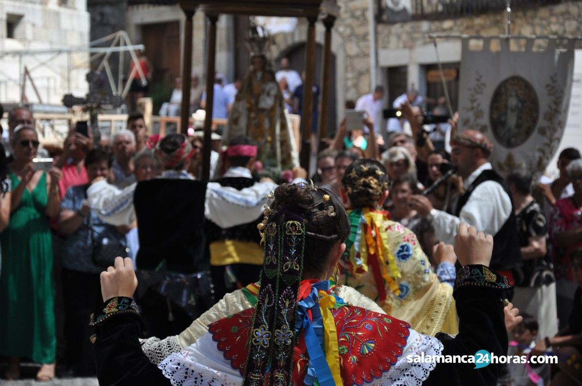  Mogarraz procesión bailes serranos (56) 