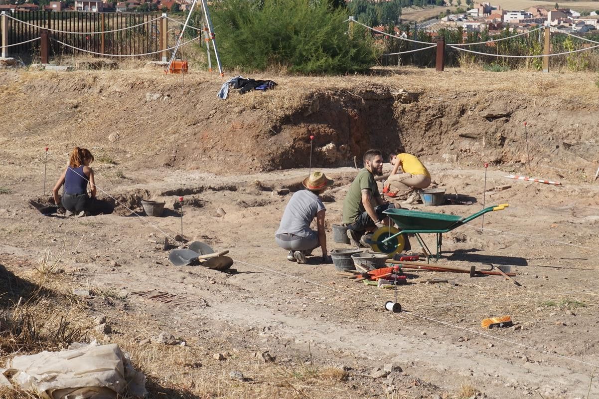  Excavaciones Cerro San Vicente (20) 