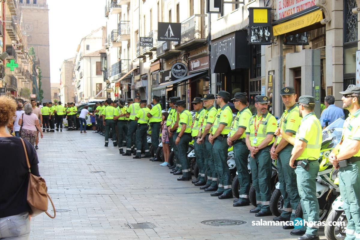  Unidad Móvil de la Guardia Civil en la Vuelta a España (37) 