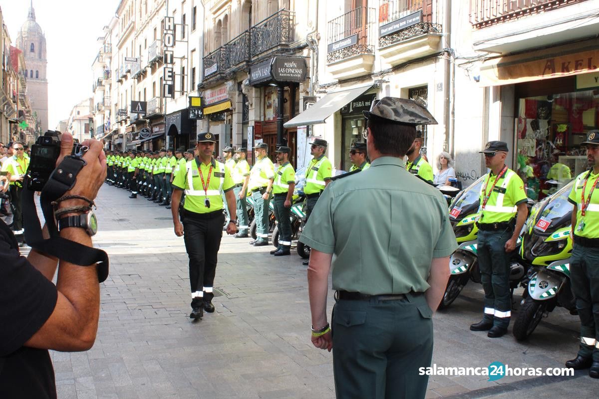  Unidad Móvil de la Guardia Civil en la Vuelta a España (49) 