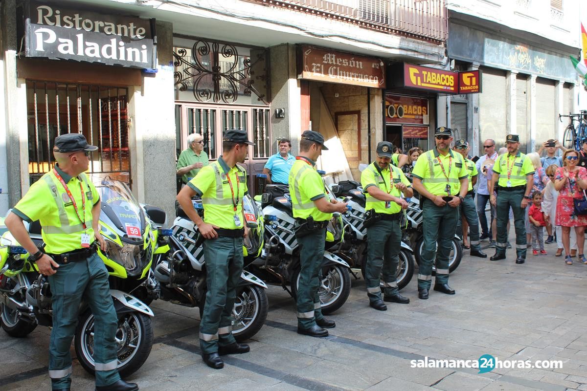  Unidad Móvil de la Guardia Civil en la Vuelta a España (50) 