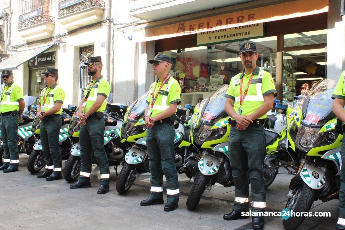  Unidad Móvil de la Guardia Civil en la Vuelta a España (45) 