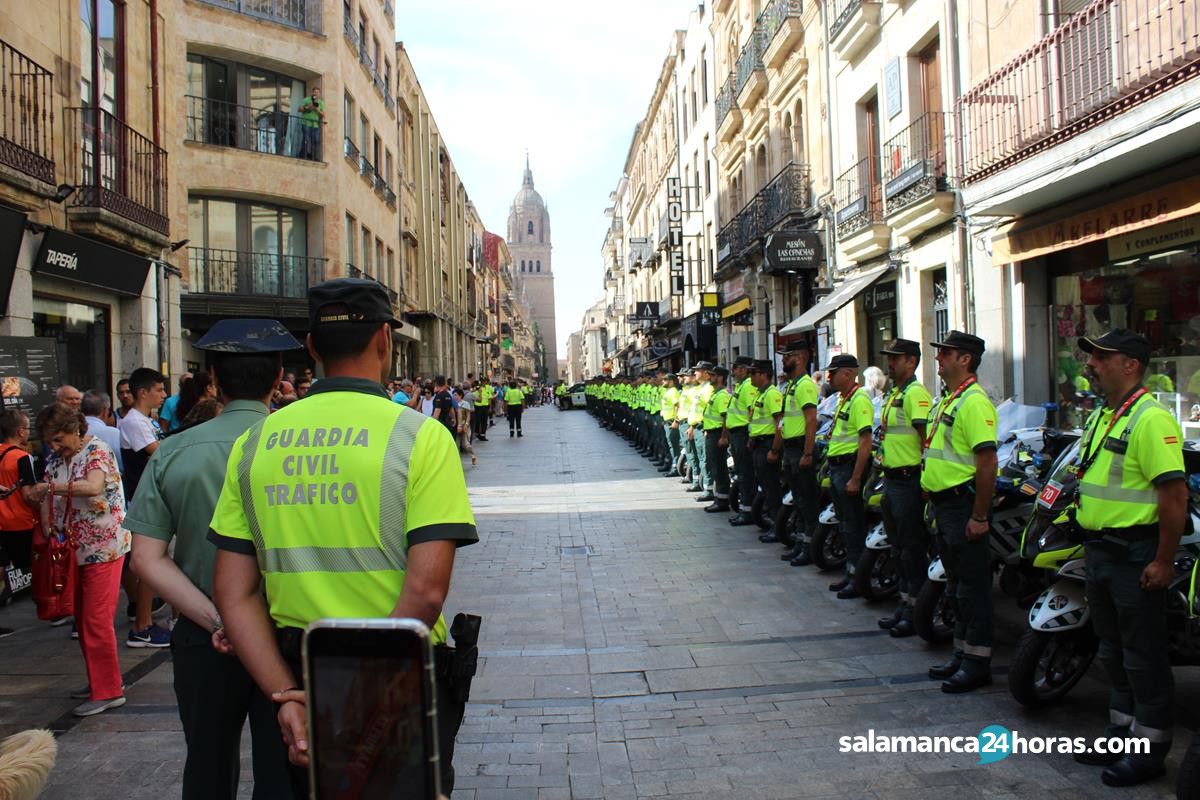  Unidad Móvil de la Guardia Civil en la Vuelta a España (47) 