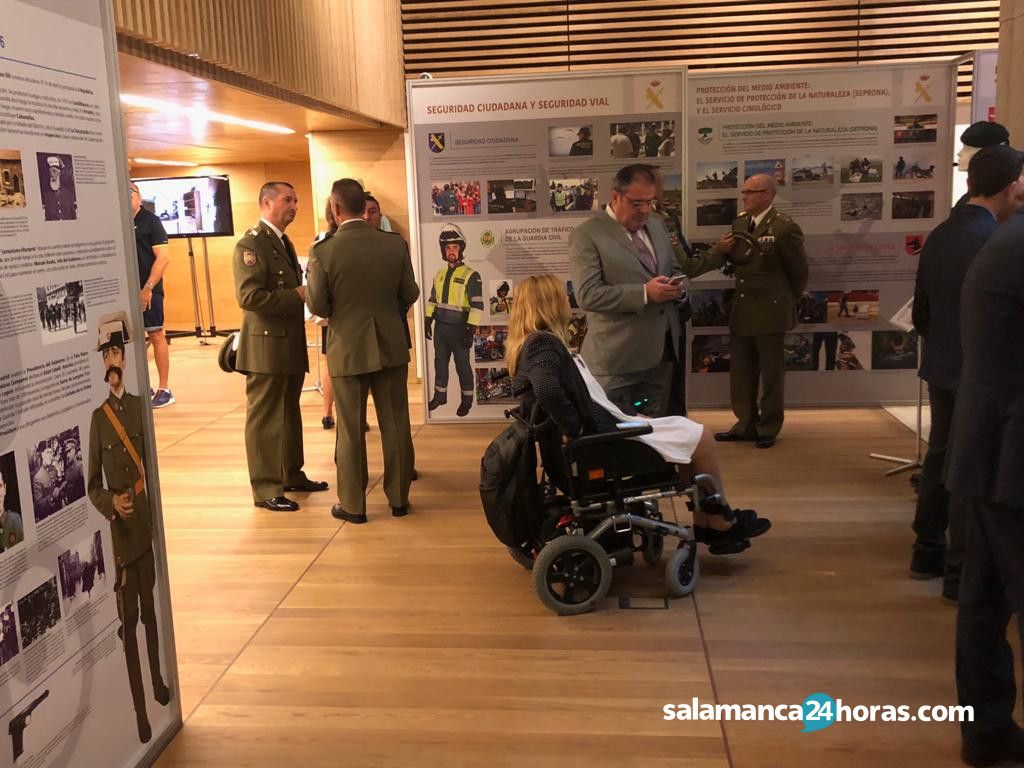  Inauguración de la exposición de la Guardia Civil en el CDMH (24) 